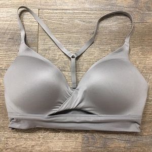 Victoria’s Secret Uplift No-Wire 32D Bra